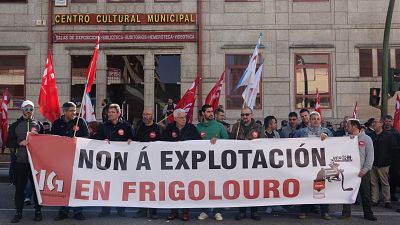 2016 04 06 ManifaServicarneFrigolouroPorrinho02.JPG